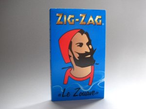 画像1: ZIG-ZAG ジグザグペーパー ブルーダブル（100枚入り） レギュラーサイズ 巻紙