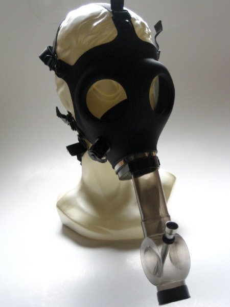 画像2: ガスマスク-ボングGASMASK-BONG【スモークボング】 (2)